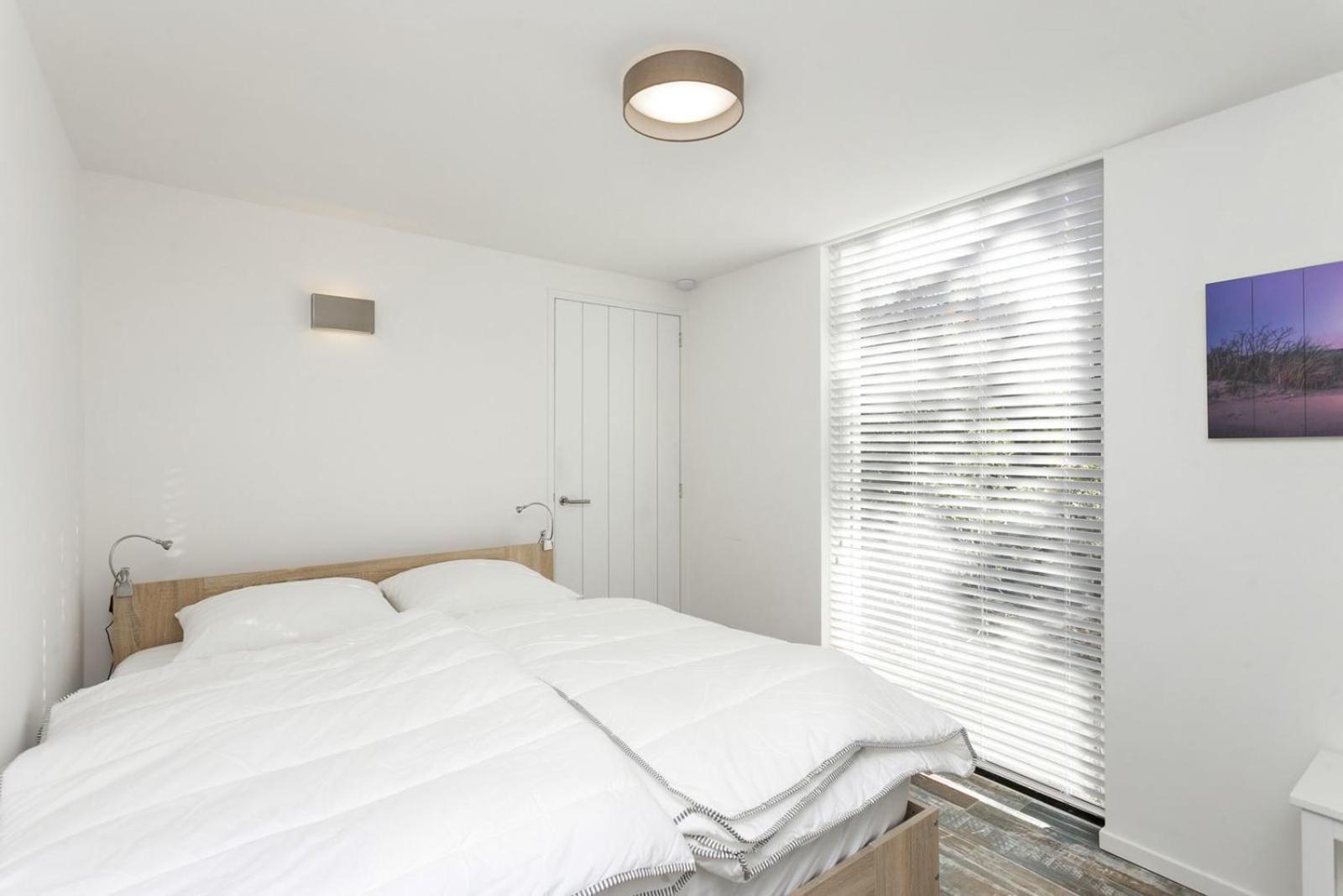 Holiday Home Beach Bubbles - Near The Beach With Big Garden - Not For Companies Ouddorp Exterior photo