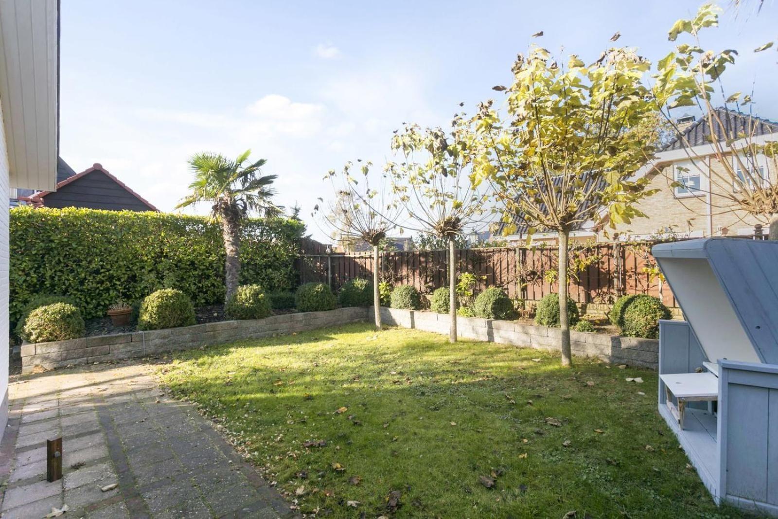 Holiday Home Beach Bubbles - Near The Beach With Big Garden - Not For Companies Ouddorp Exterior photo