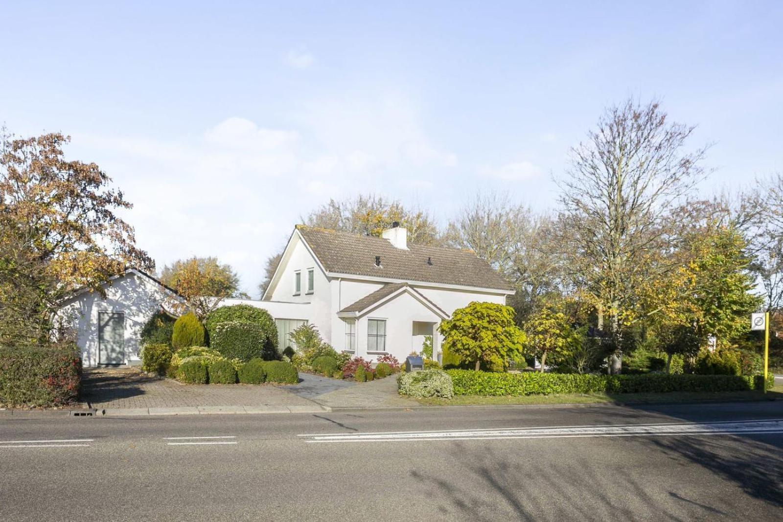 Holiday Home Beach Bubbles - Near The Beach With Big Garden - Not For Companies Ouddorp Exterior photo