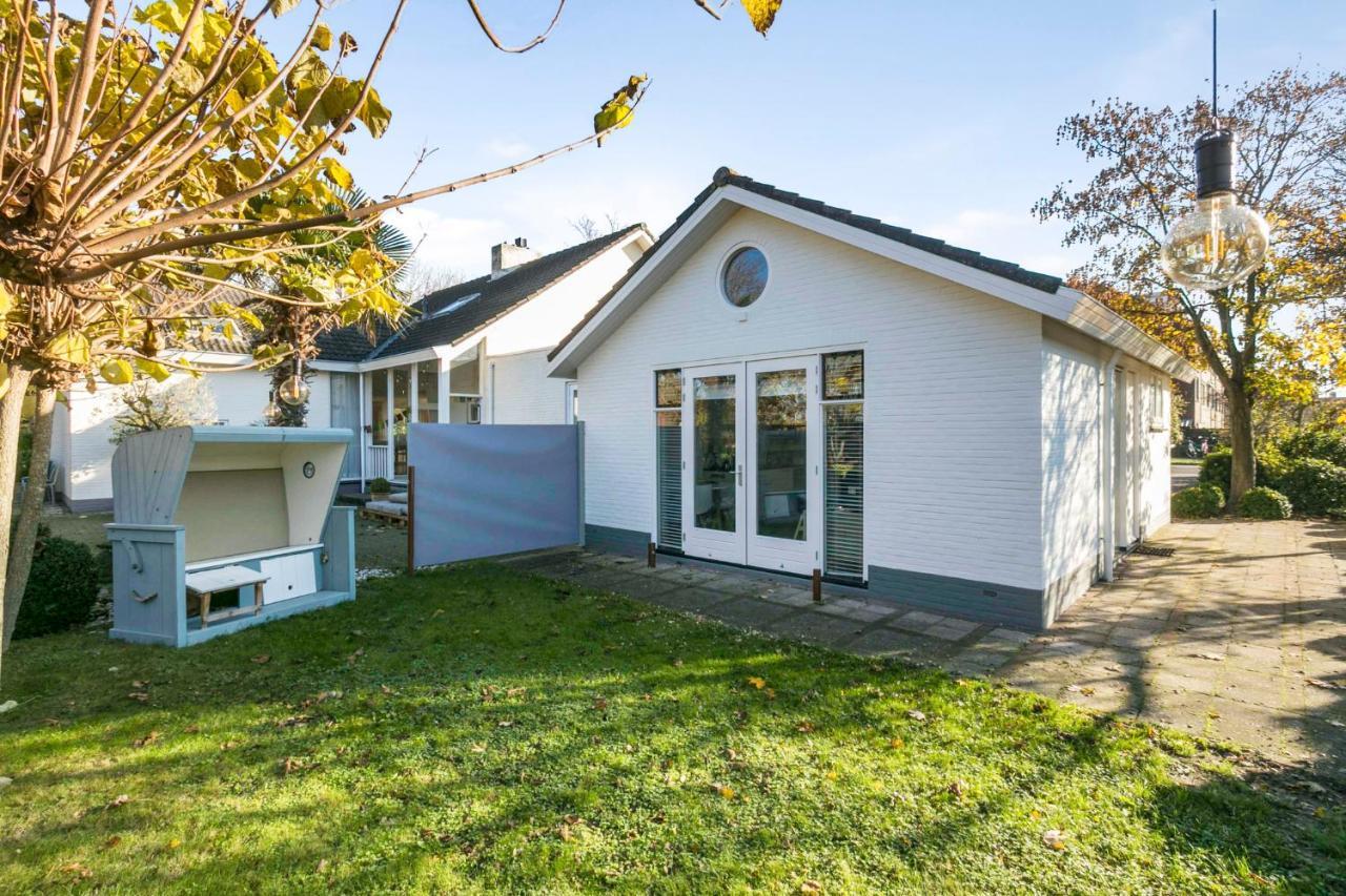 Holiday Home Beach Bubbles - Near The Beach With Big Garden - Not For Companies Ouddorp Exterior photo